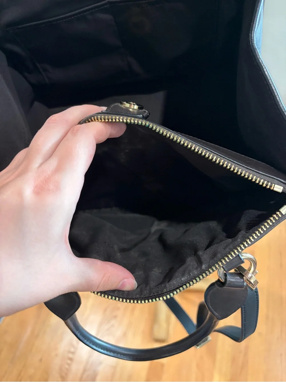 Coach Signature Crosby Carryall